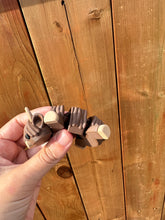 Load image into Gallery viewer, 4 Part - Highland Cow Fidget