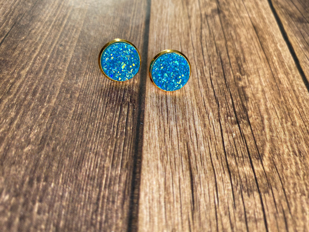 12mm Sparkly Blue - Gold Setting